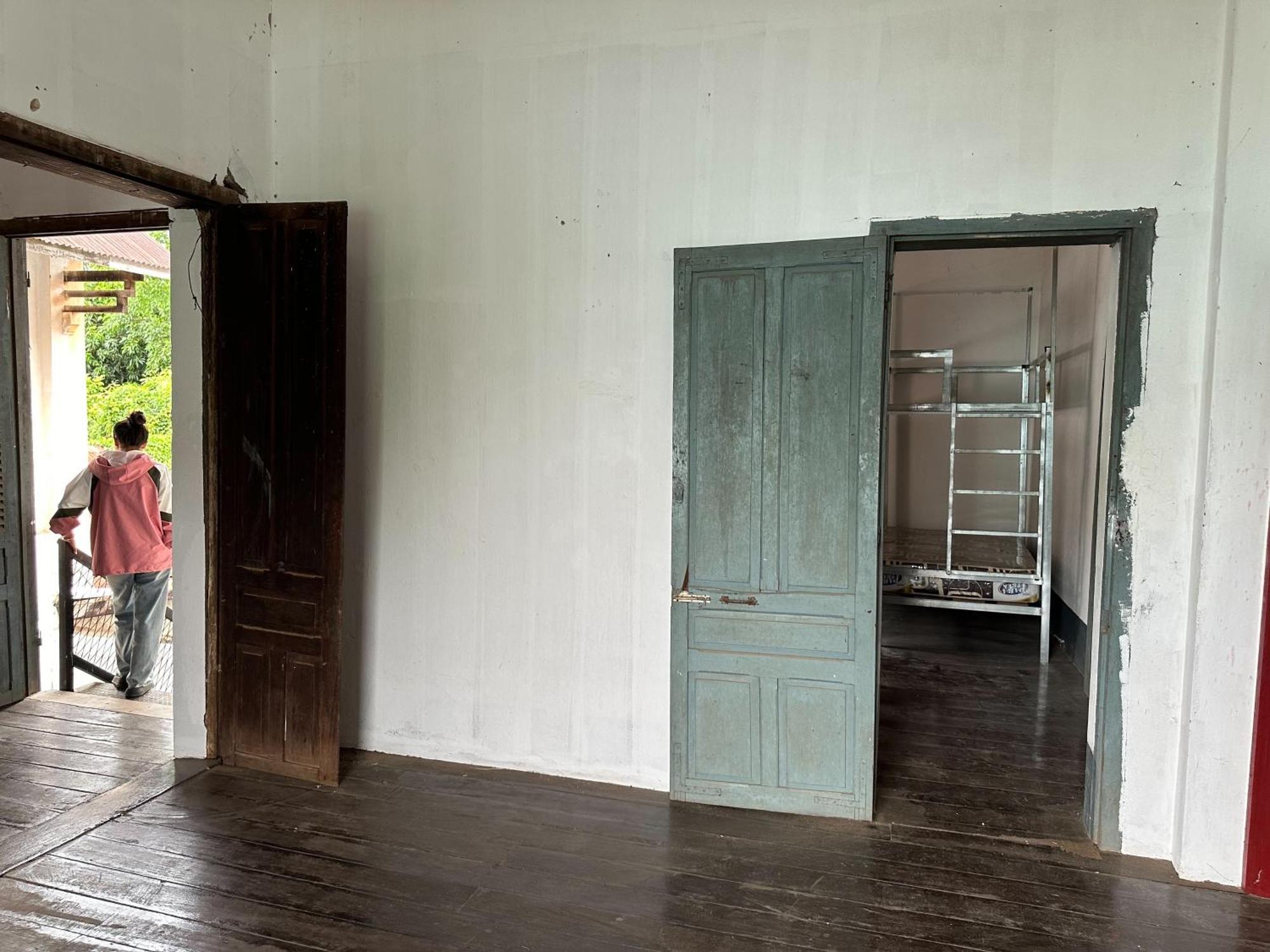 Via Thakhek Hostel & Cafe Exterior photo