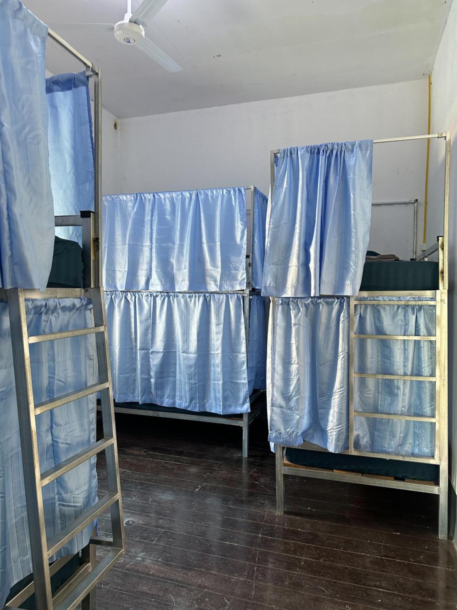 Via Thakhek Hostel & Cafe Exterior photo
